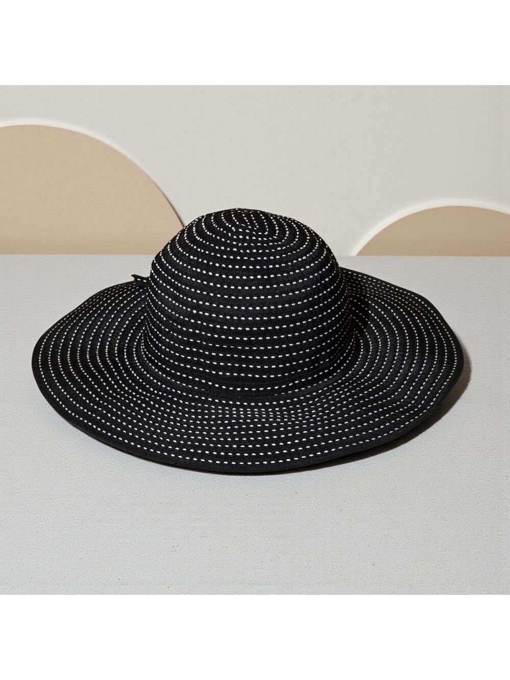 Sun Hat -  Black and White - Picture 4 of 17